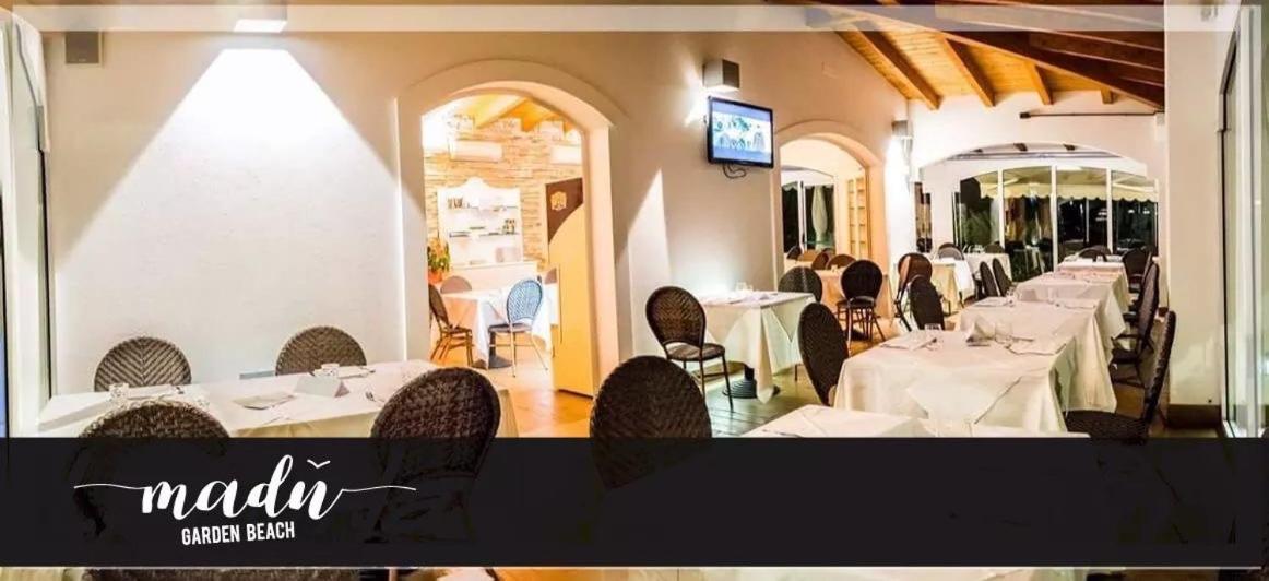 Hotel La Perla 쿠프라마리티마 외부 사진